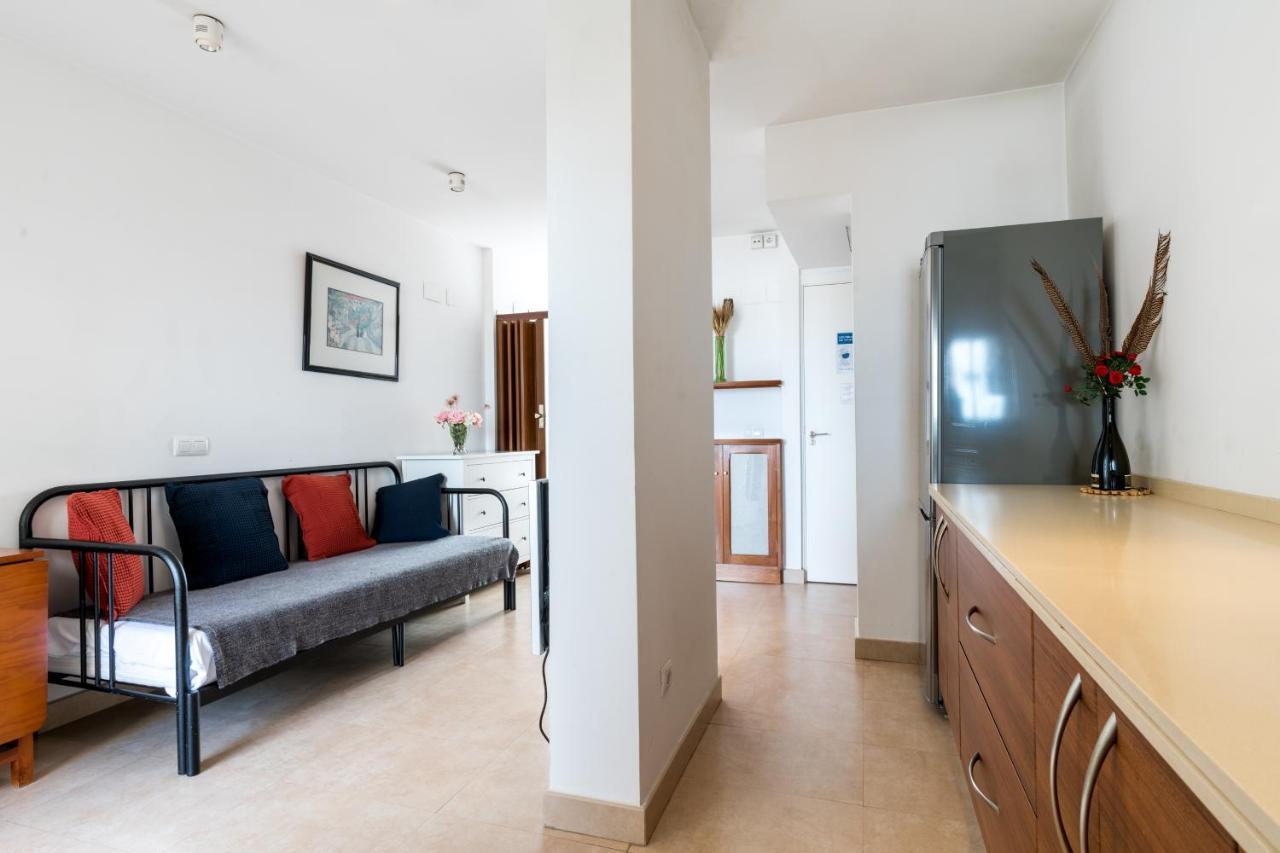 Holi-Rent Apartamento Resitur Sevilla Exterior foto